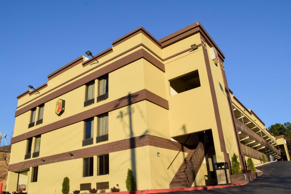 Super 8 by Wyndham Raleigh Downtown South Main image