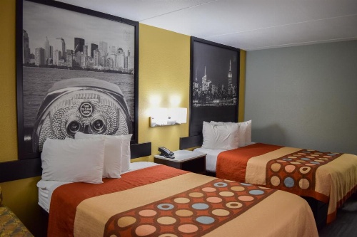 Super 8 by Wyndham Raleigh Downtown South image 31