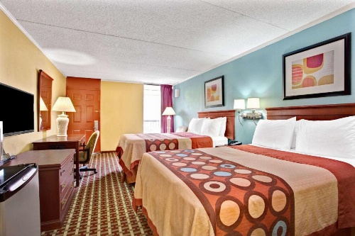 Super 8 by Wyndham Raleigh Downtown South image 32